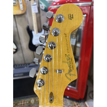 FENDER American Professional II Stratocaster touche Erable Anniversary 2-Color Sunburst - Stock B