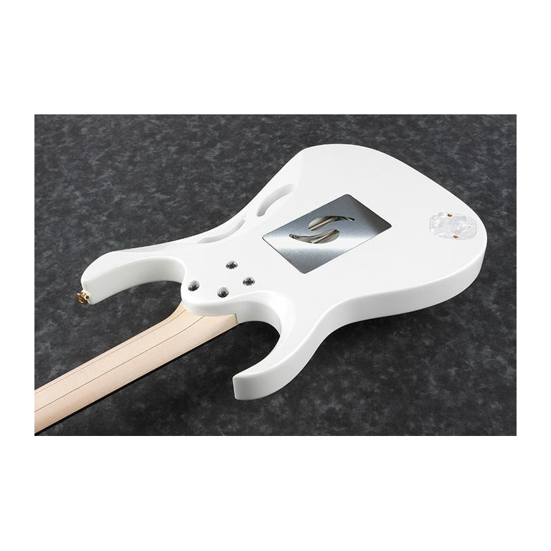IBANEZ PIA3761SLW Stallion White Guitare electrique avec valise