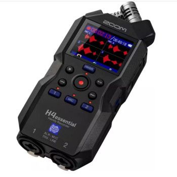 ZOOM H4 essential
