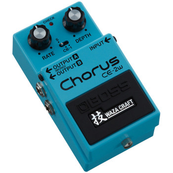 BOSS CE-2W waza craft chorus avec ce-1 mode made in japan