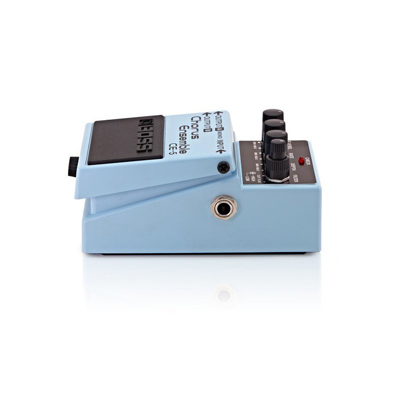 BOSS CE-5 stereo chorus