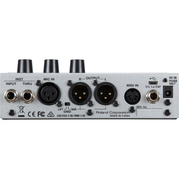 BOSS VE-500 vocal effects pour pedaleboards