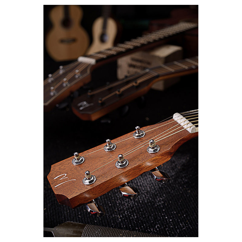 J.N GUITARS ASY-A MINI LH guitare acoustique mini auditorium de voyage avec table en épicéa massif modèle gaucher