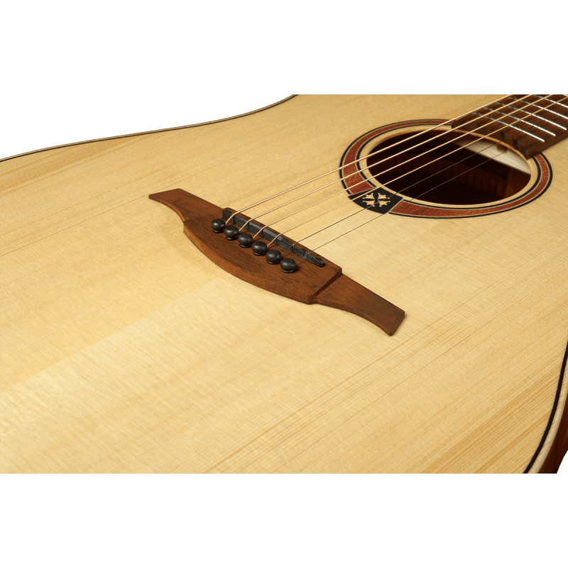 LAG T70D-NAT dreadnought