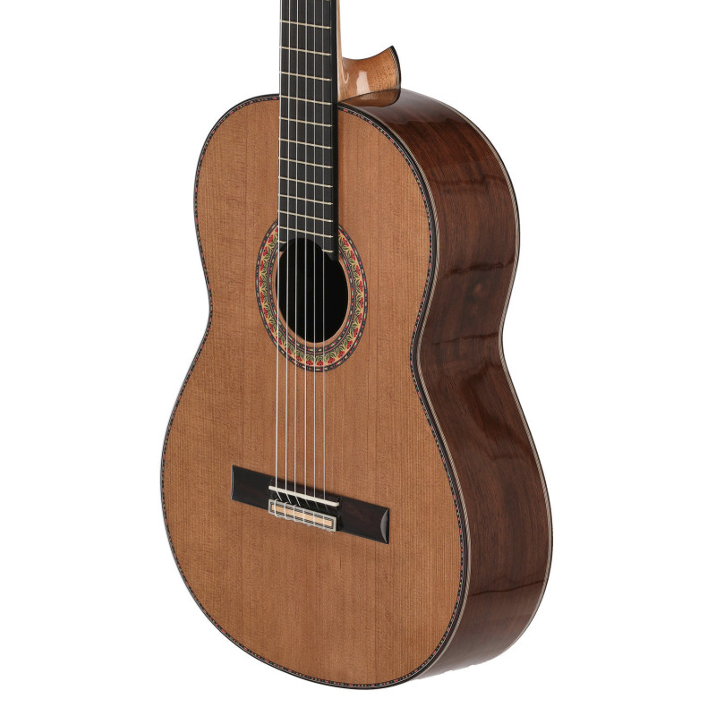 MANUEL RODRIGUEZ Guitares de maître Signature Legacy Guitare Maestro Manuel Rodriguez JUNIOR Manuel Rodriguez JR.