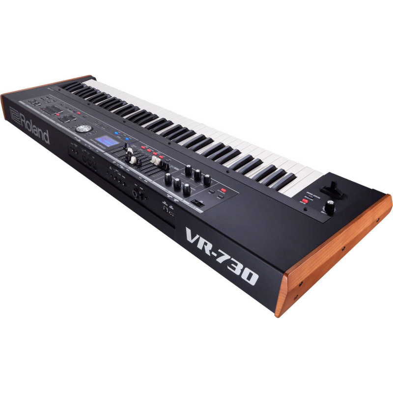 ROLAND VR-730 synthetiseur 73 notes