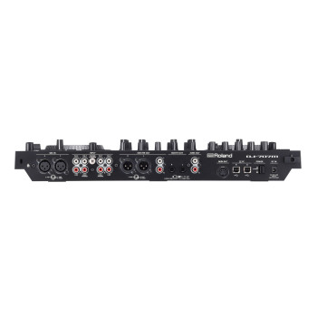 ROLAND DJ-707M 4 channel 4 deck serato dj pro contoroller