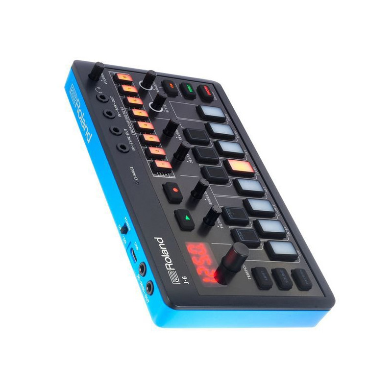 ROLAND J-6 aira compact chord synth