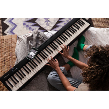 ROLAND FP-10-BK