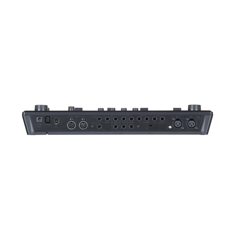 BOSS RC-505MK2 tabletop looper avec 5 tracks and mic inputs. ideal pour beatboxers / multi instrumentalists