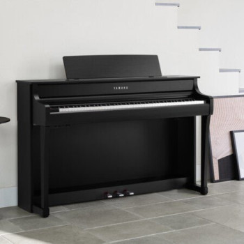 YAMAHA CLP845 B Noir mat piano numerique clavinova