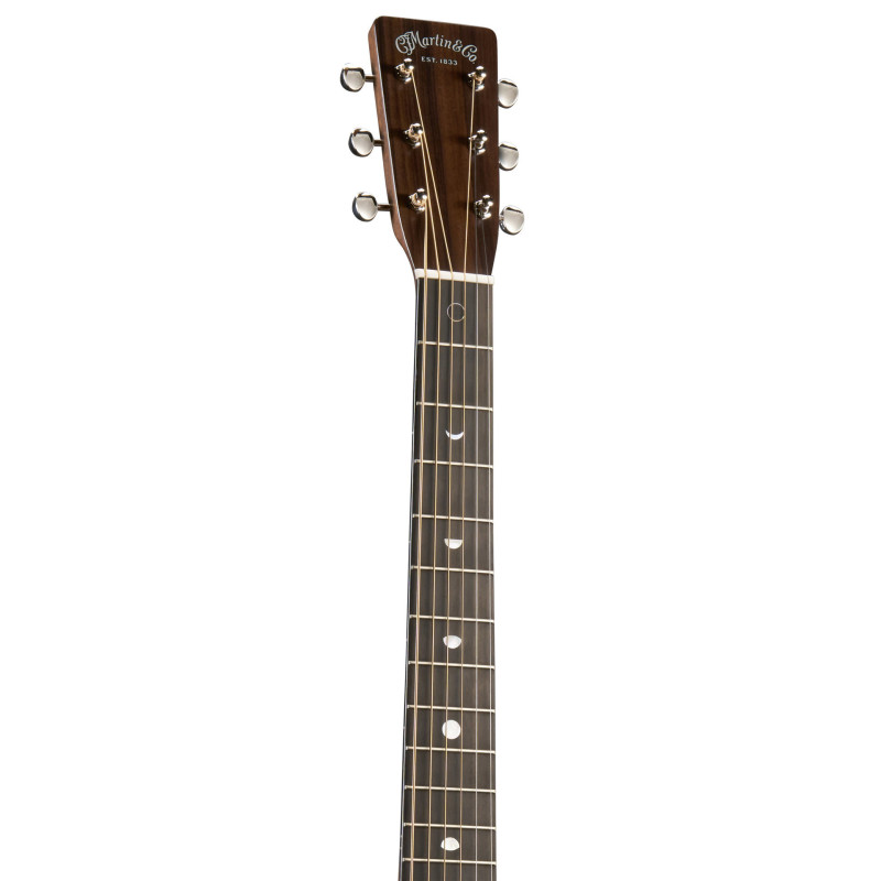 MARTIN D-18-MOLLYTUTTLE