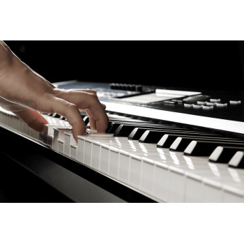KORG NAUTILUS-88-AT nautilus 88 notes toucher lourd avec aftertouch