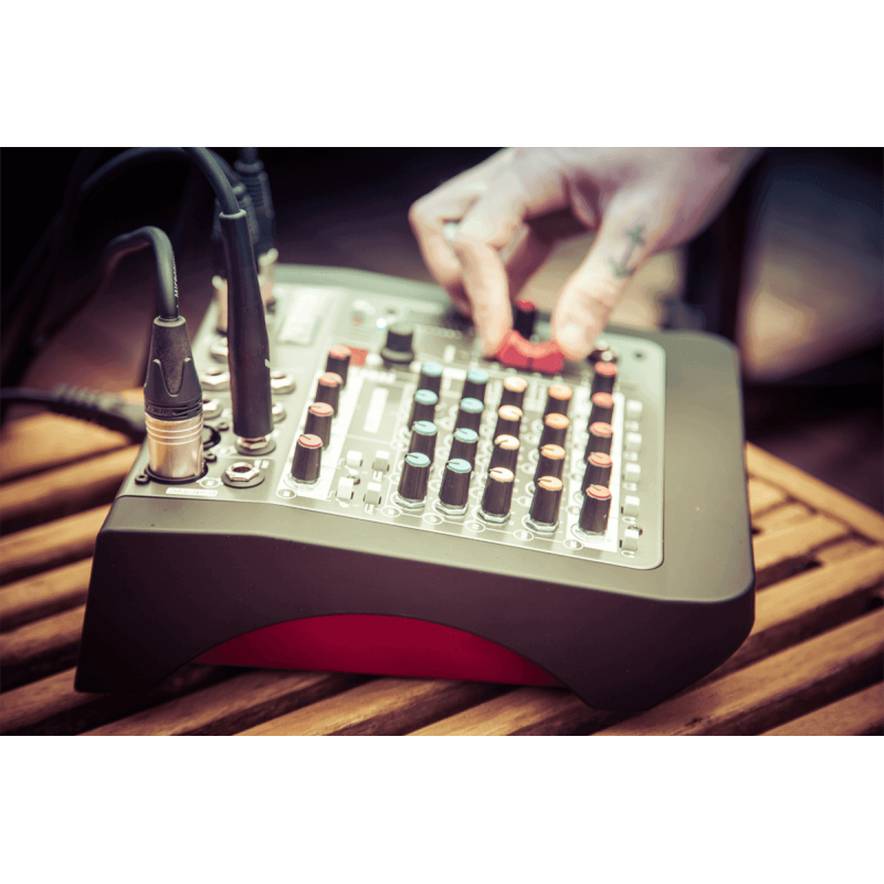 ALLEN & HEATH ZEDI-8 table de mixage zedi-8