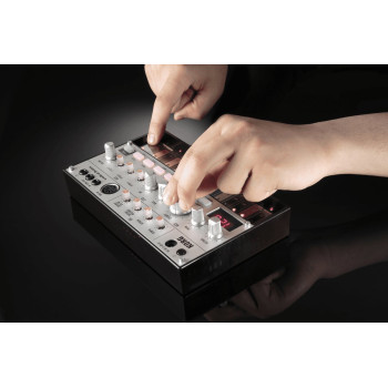 KORG VOLCA-BASS volca bass