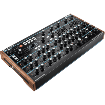 NOVATION PEAK hybride poly 8 voix