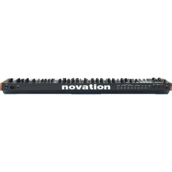 NOVATION SUMMIT synthétiseur summit