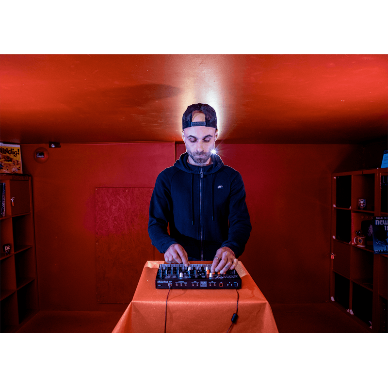 ARTURIA MICROFREAK microfreak synthétiseur numérique algorithmique