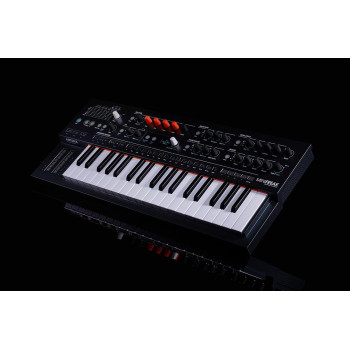 ARTURIA MINIFREAK synthétiseur polyphonique  hybride minifreak
