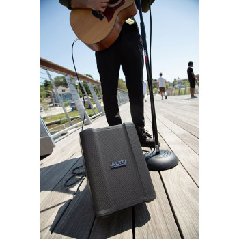 ALTO PROFESSIONAL BUSKER enceinte amplifiée 200w portable sur batterie bluetooth fx