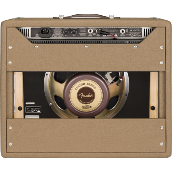 FENDER '62 Deluxe Amp