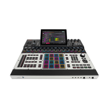 AKAI MPC-XL station de production autonome écran tactile 10.1" 16 pads mpce 16 encodeurs