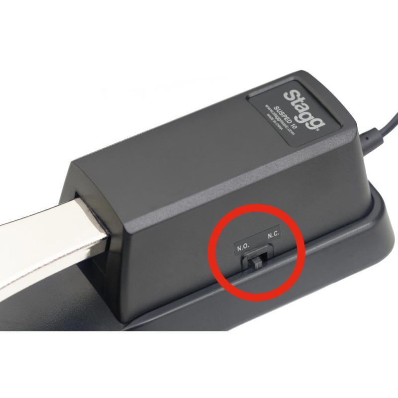 STAGG SUSPED 10 pédale de sustain universelle pour piano ou clavier électronique avec inverseur de polarité